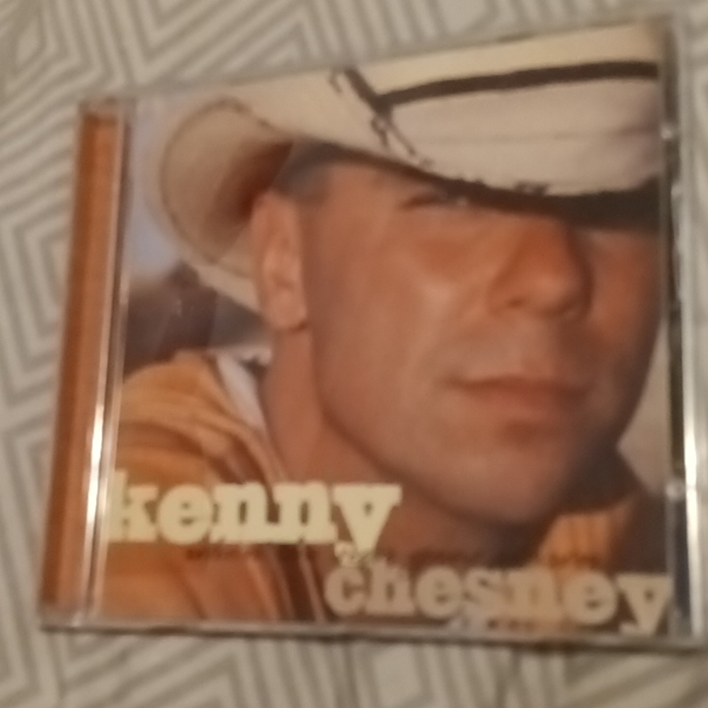 5 Kenny Chesney CDs - Picture 5 of 10